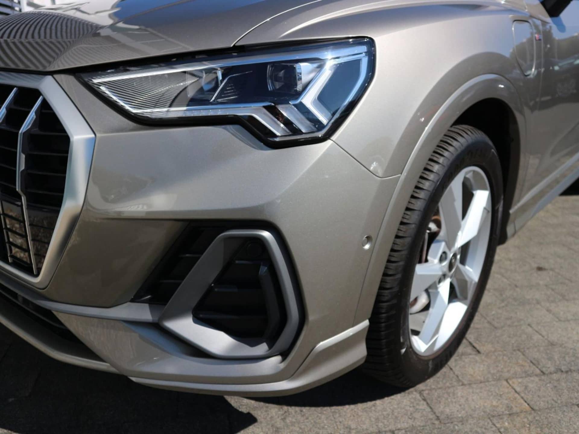 Audi Q3 TFSI e S line
