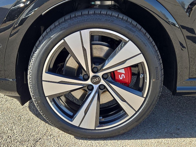 2026 Audi SQ5 Premium Plus - Photo 11