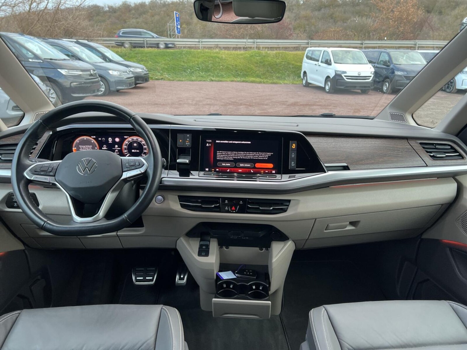 Volkswagen Multivan Langversion – Bild 15