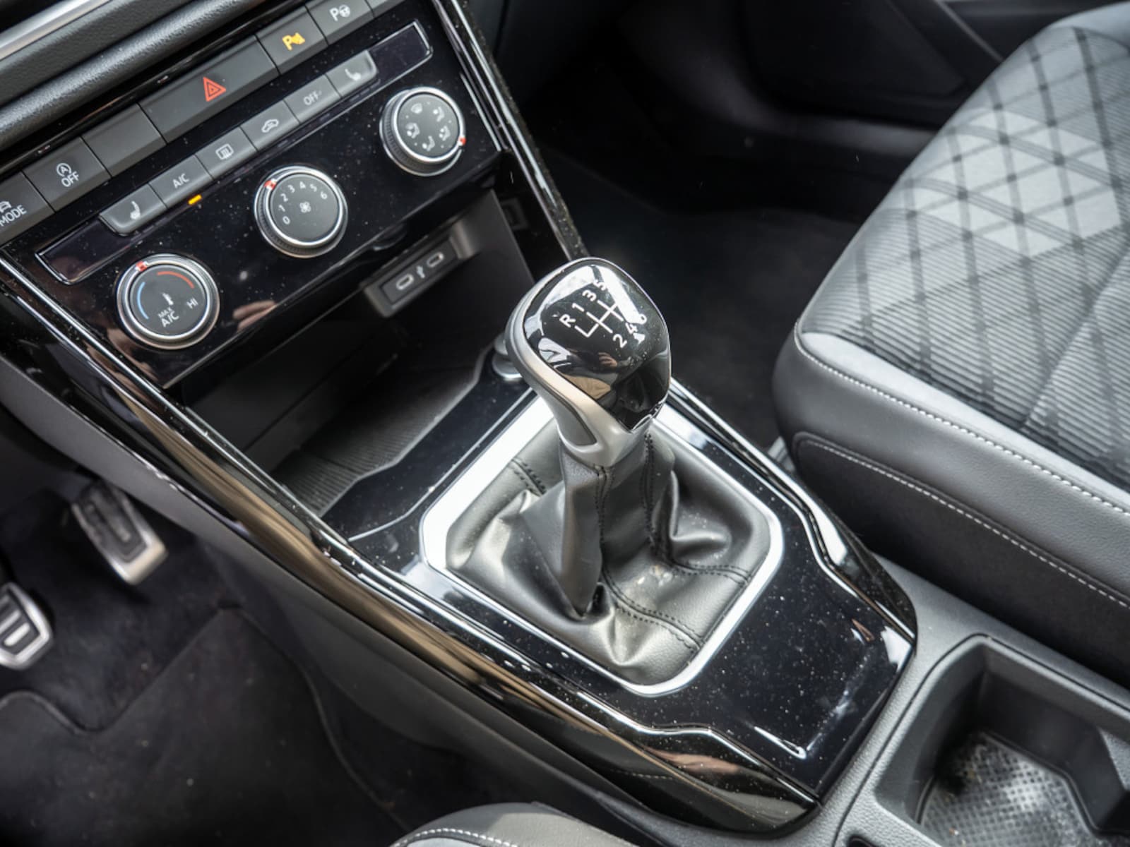 Volkswagen T-Roc – Bild 15