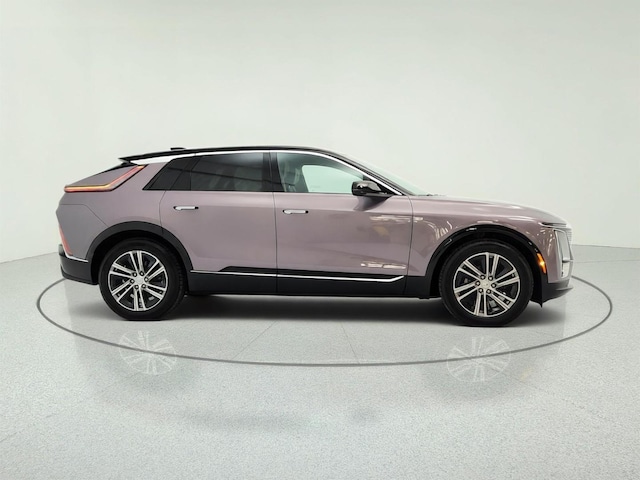 2025 Cadillac LYRIQ