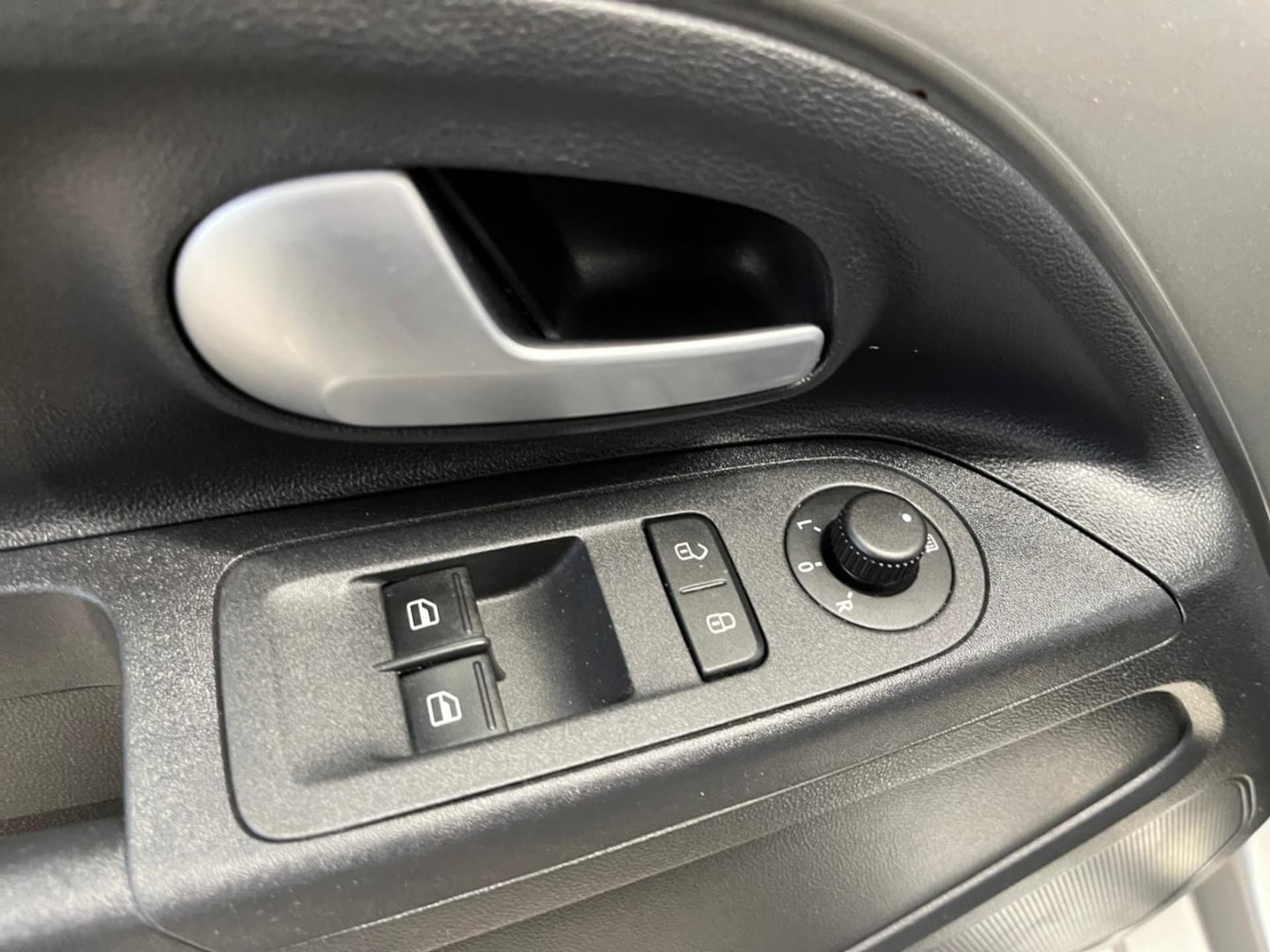 Volkswagen up! ACTIVE