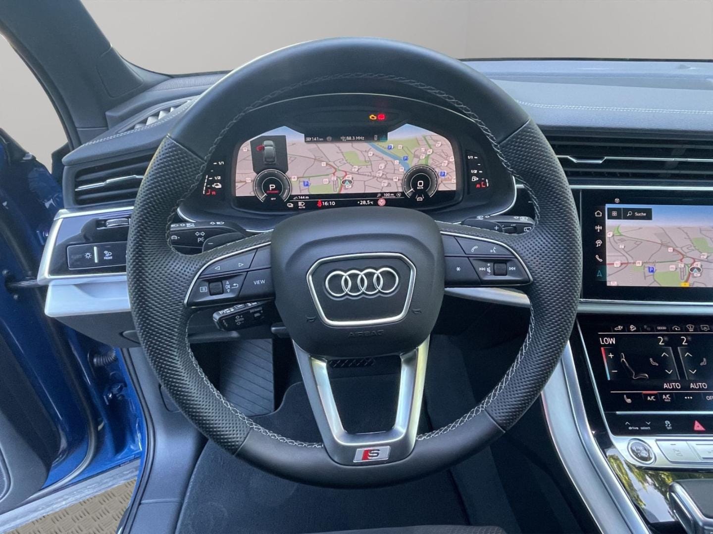 Bild über Audi Q7 SUV TFSI e S line business TFSI e quattro 290 kW tiptronic - für weitere Informationen kontaktieren Sie den Audi Partner