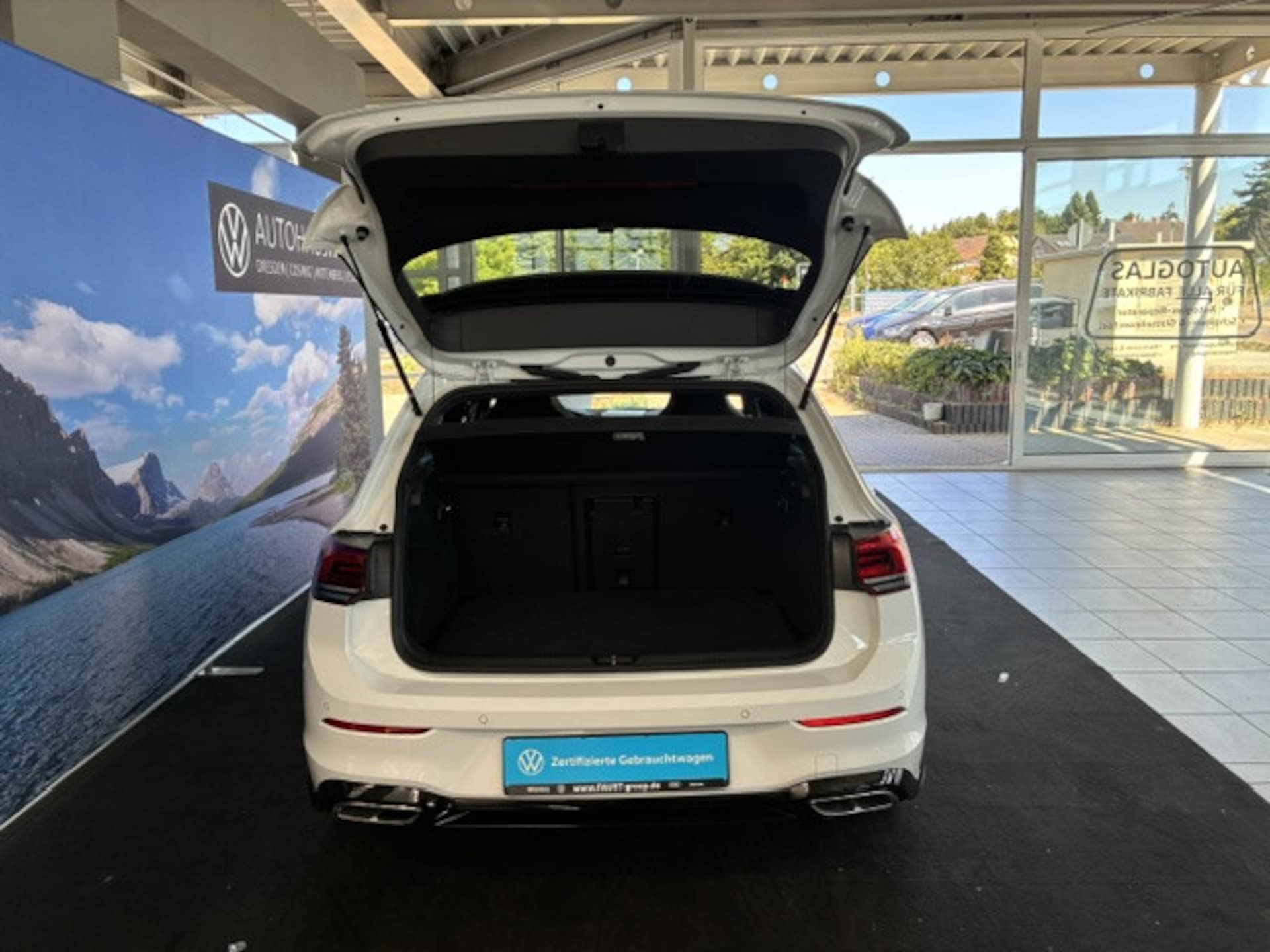 Volkswagen Golf R-Line