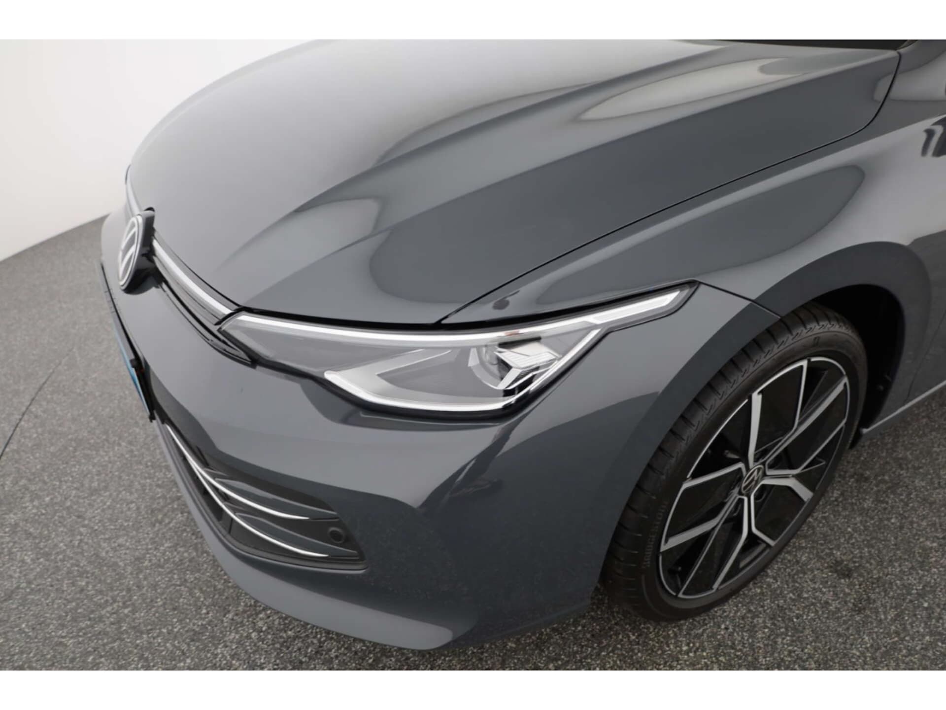 Volkswagen Golf Style