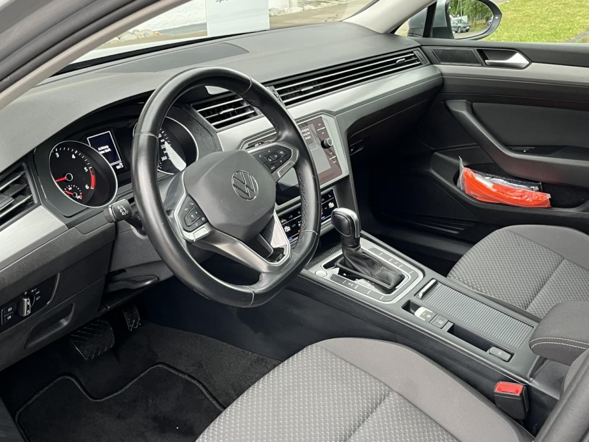 Volkswagen Passat Variant Basis-Modell