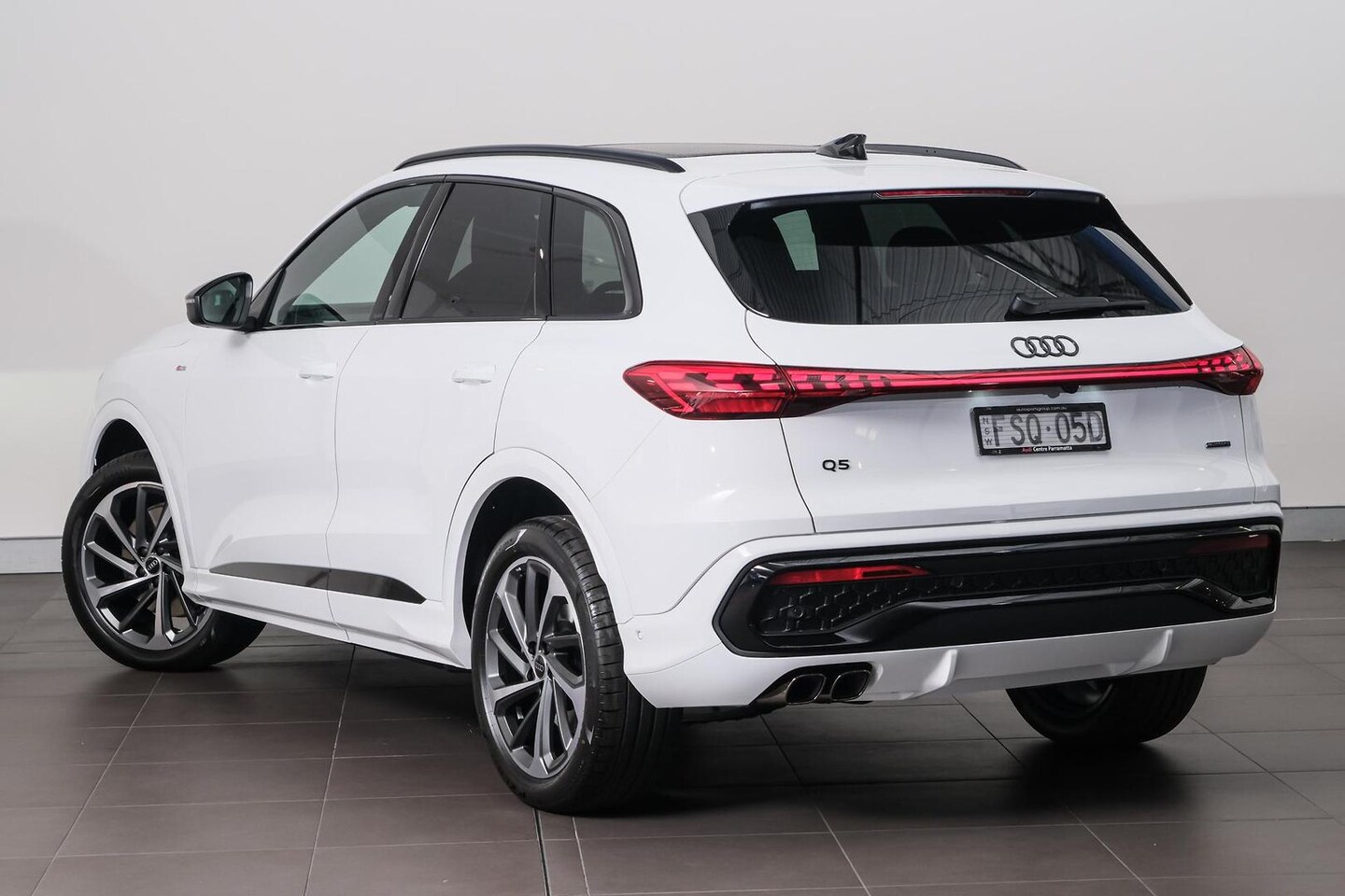 Image about Audi Q5 SUV TDI quattro 150 kW sport