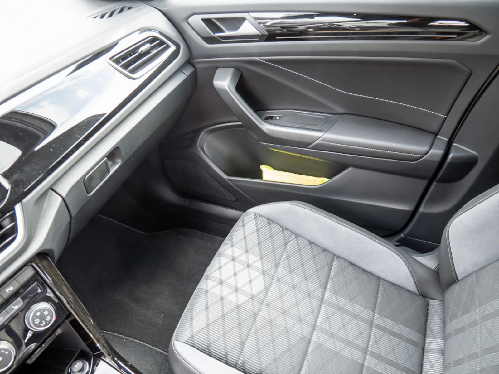 Volkswagen T-Roc – Bild 16