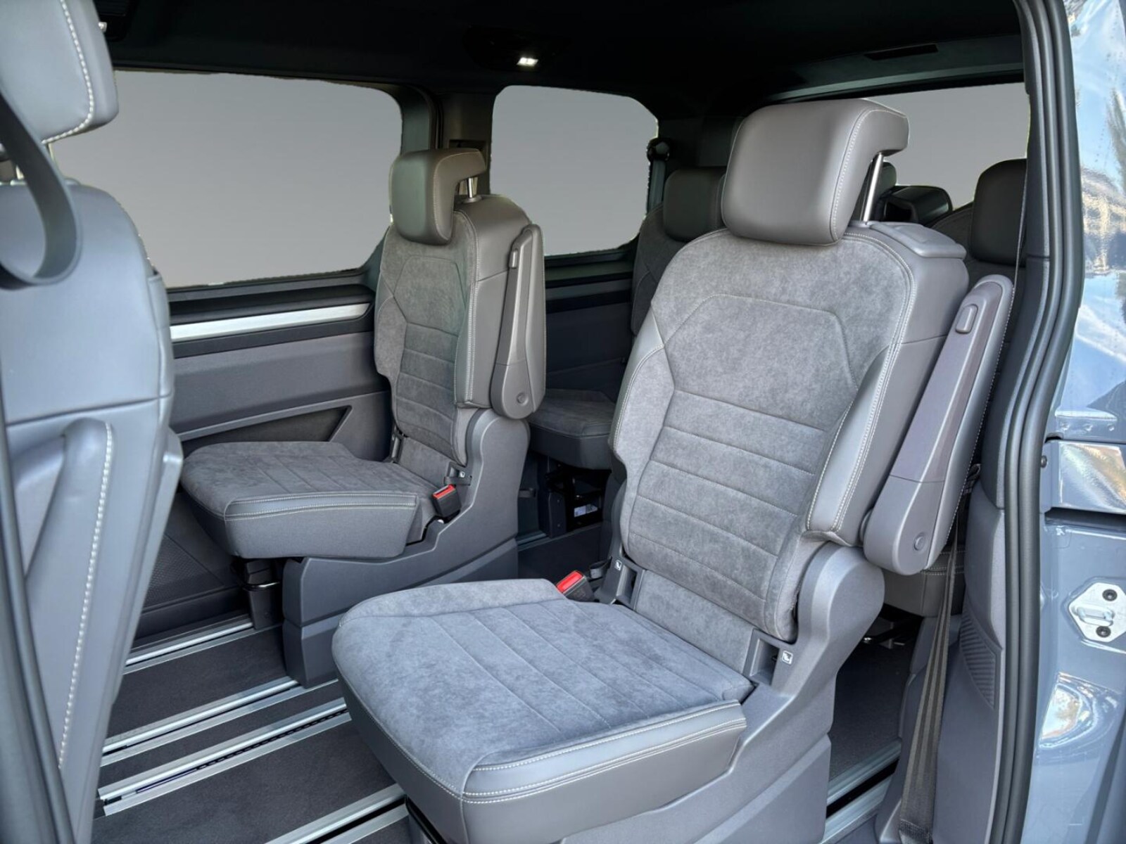 Volkswagen Multivan – Bild 10
