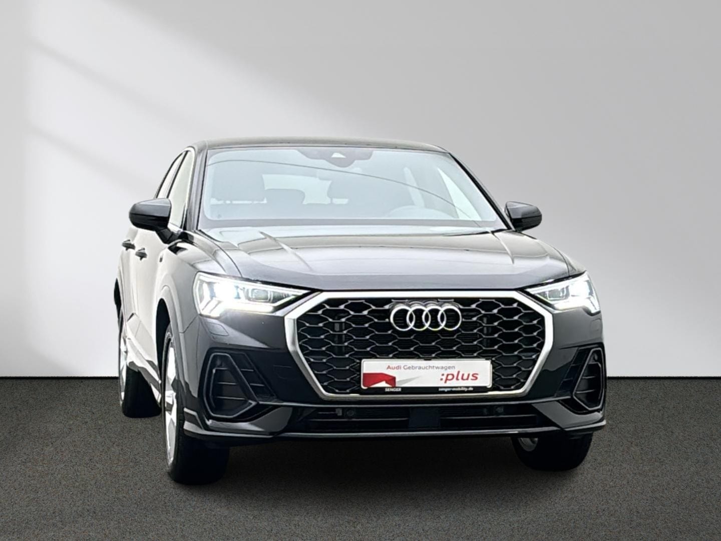 Bild über Audi Q3 Sportback 35 TFSI S tronic - für weitere Informationen kontaktieren Sie den Audi Partner