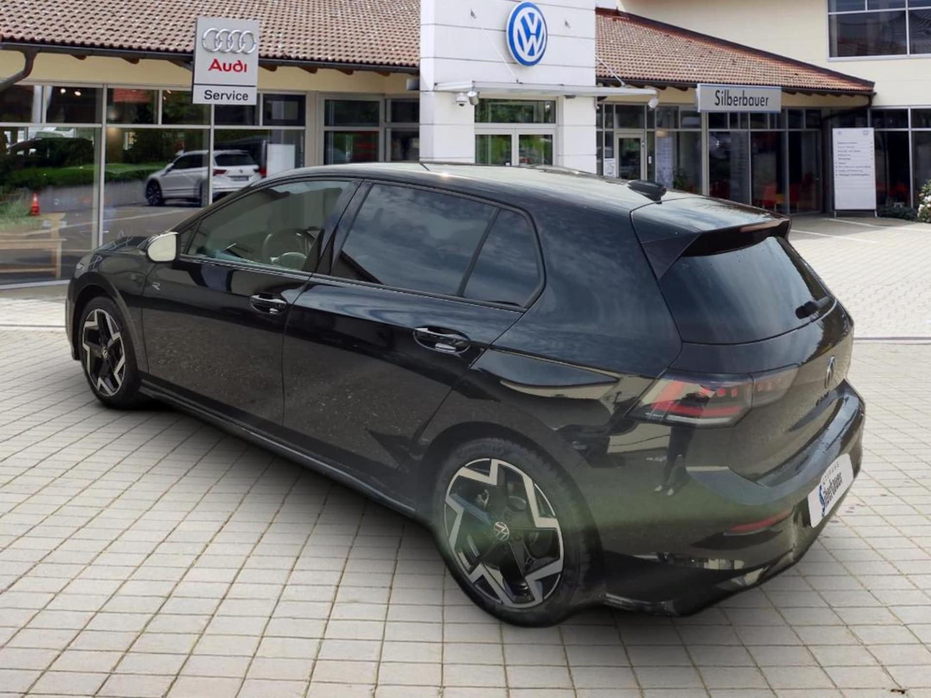 Volkswagen Golf R-Line