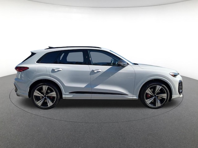 2026 Audi SQ5