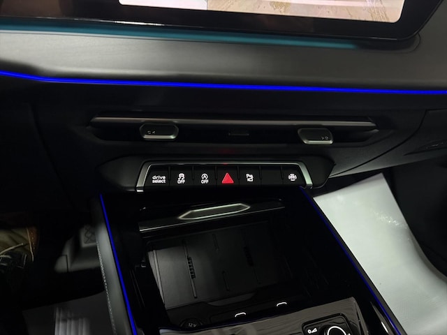 2026 Audi Q3 Base - Photo 24