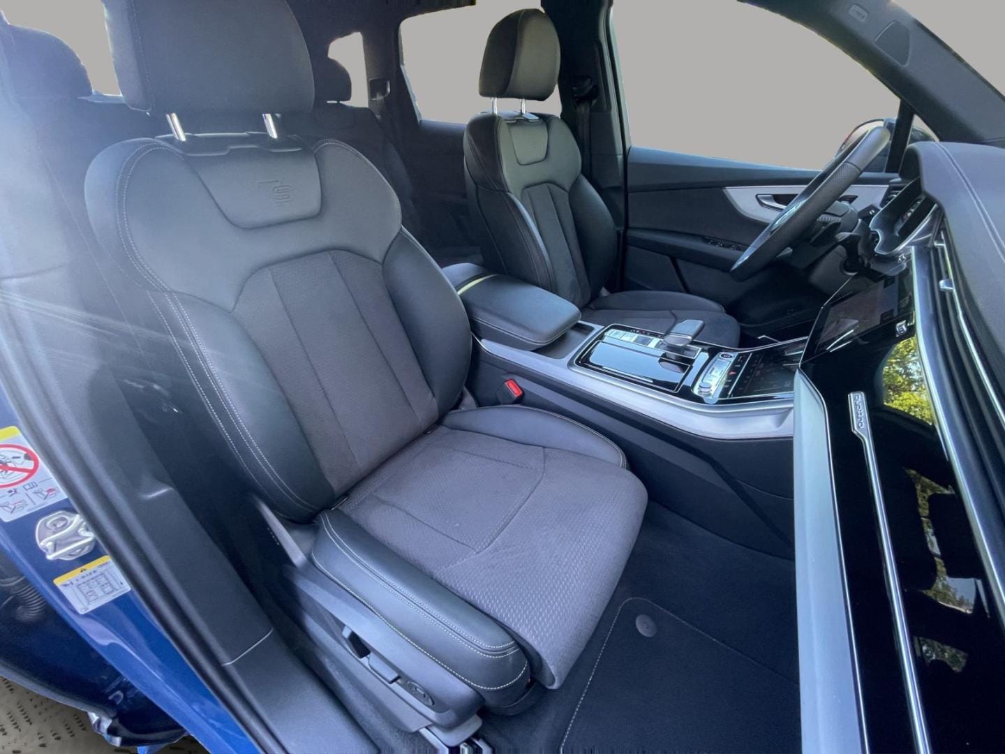 Bild über Audi Q7 SUV TFSI e S line business TFSI e quattro 290 kW tiptronic - für weitere Informationen kontaktieren Sie den Audi Partner