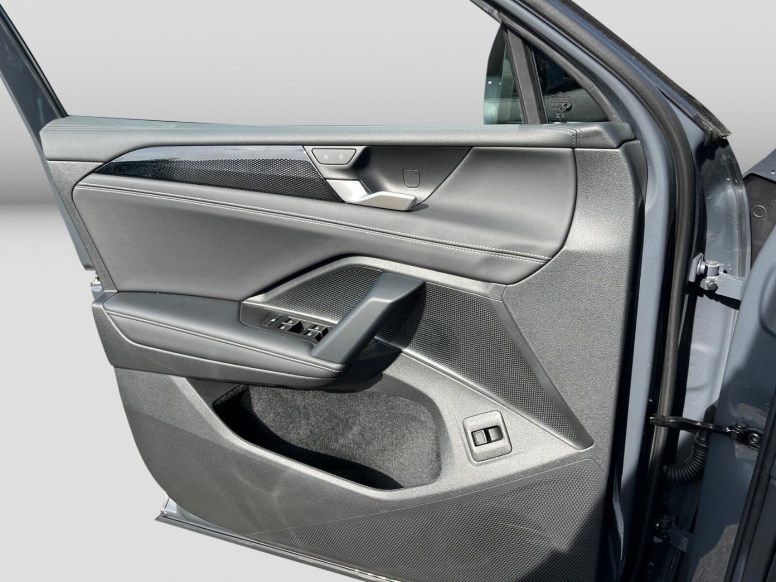 Volkswagen Tiguan – Bild 15