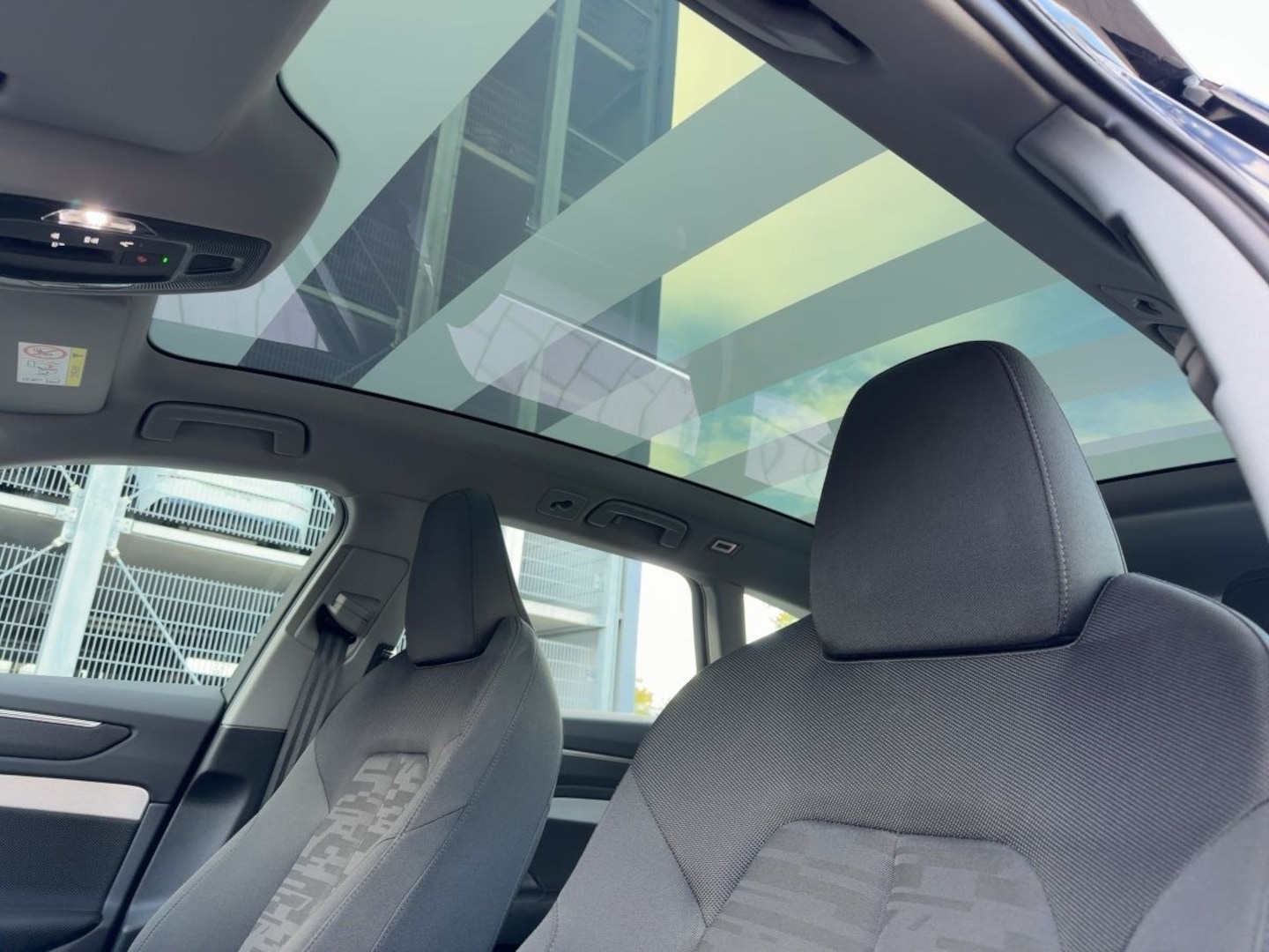 Bild über Audi A6 Avant TFSI 150 kW S tronic - für weitere Informationen kontaktieren Sie den Audi Partner