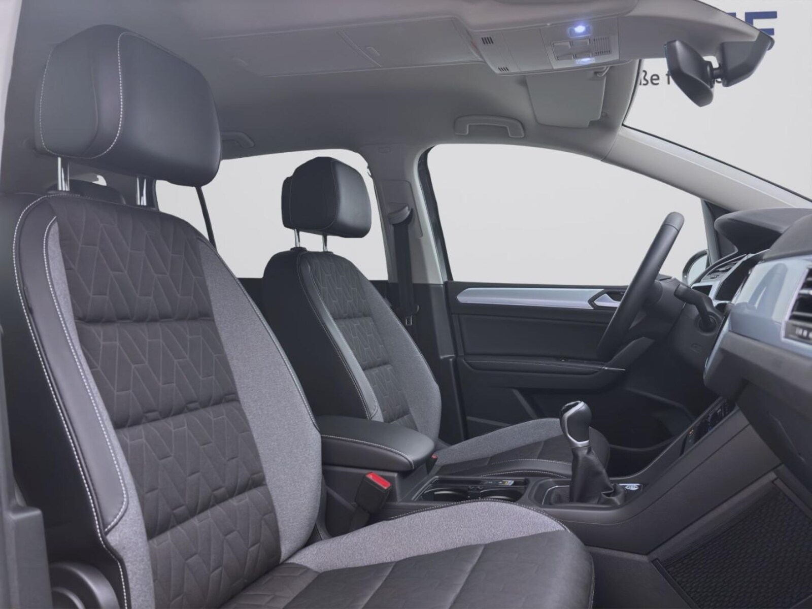 Volkswagen Touran – Bild 17