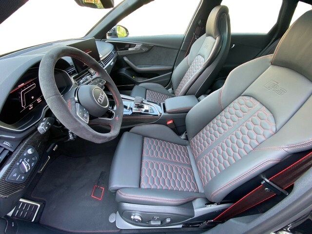 Image about Audi RS 4 Avant TFSI quattro tiptronic