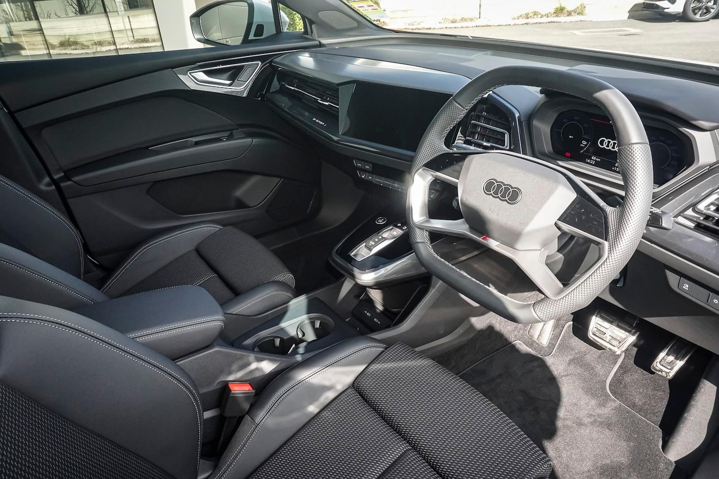 Image about Audi Q4 e-tron e-tron