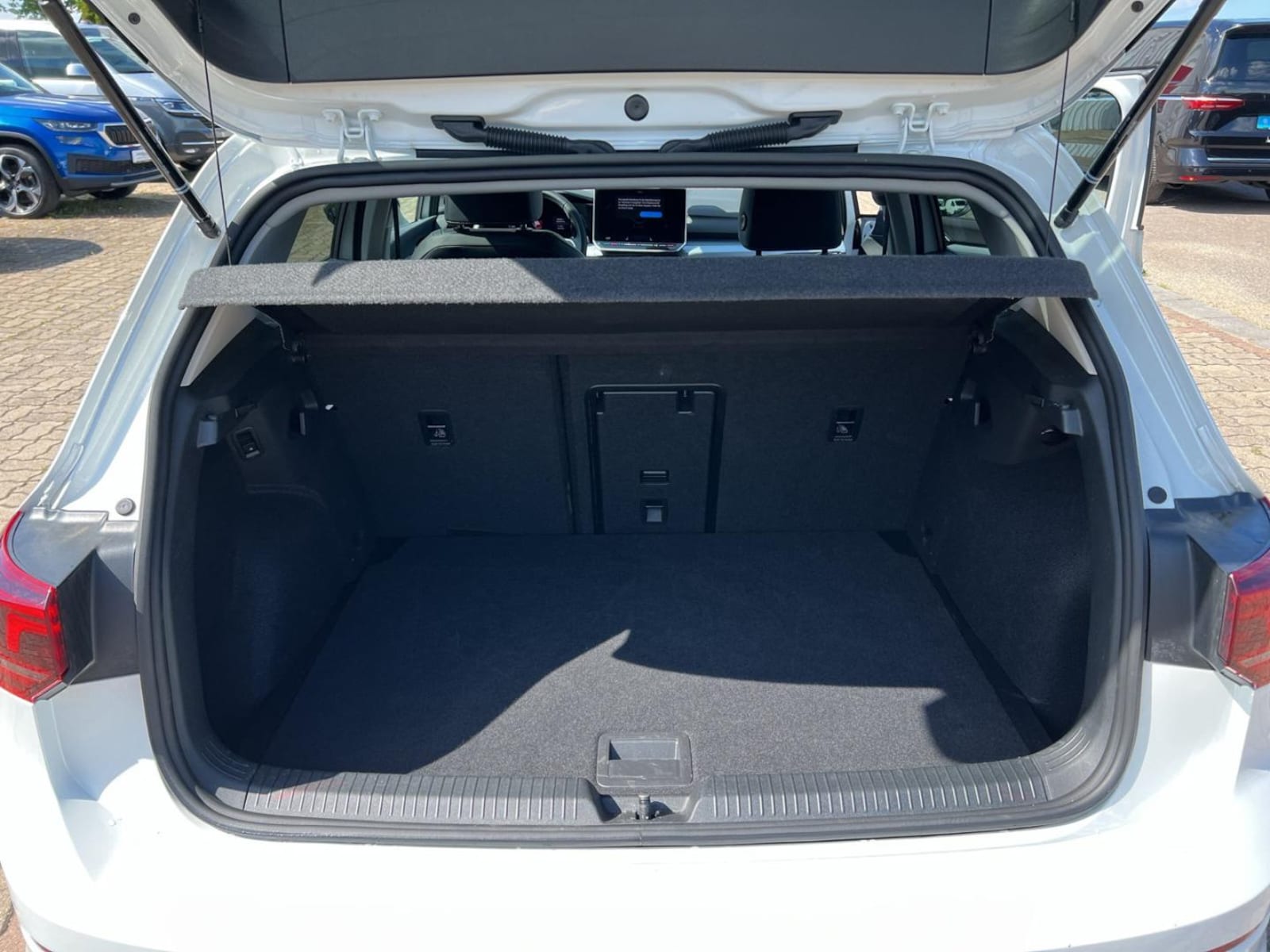 Volkswagen Golf – Bild 8