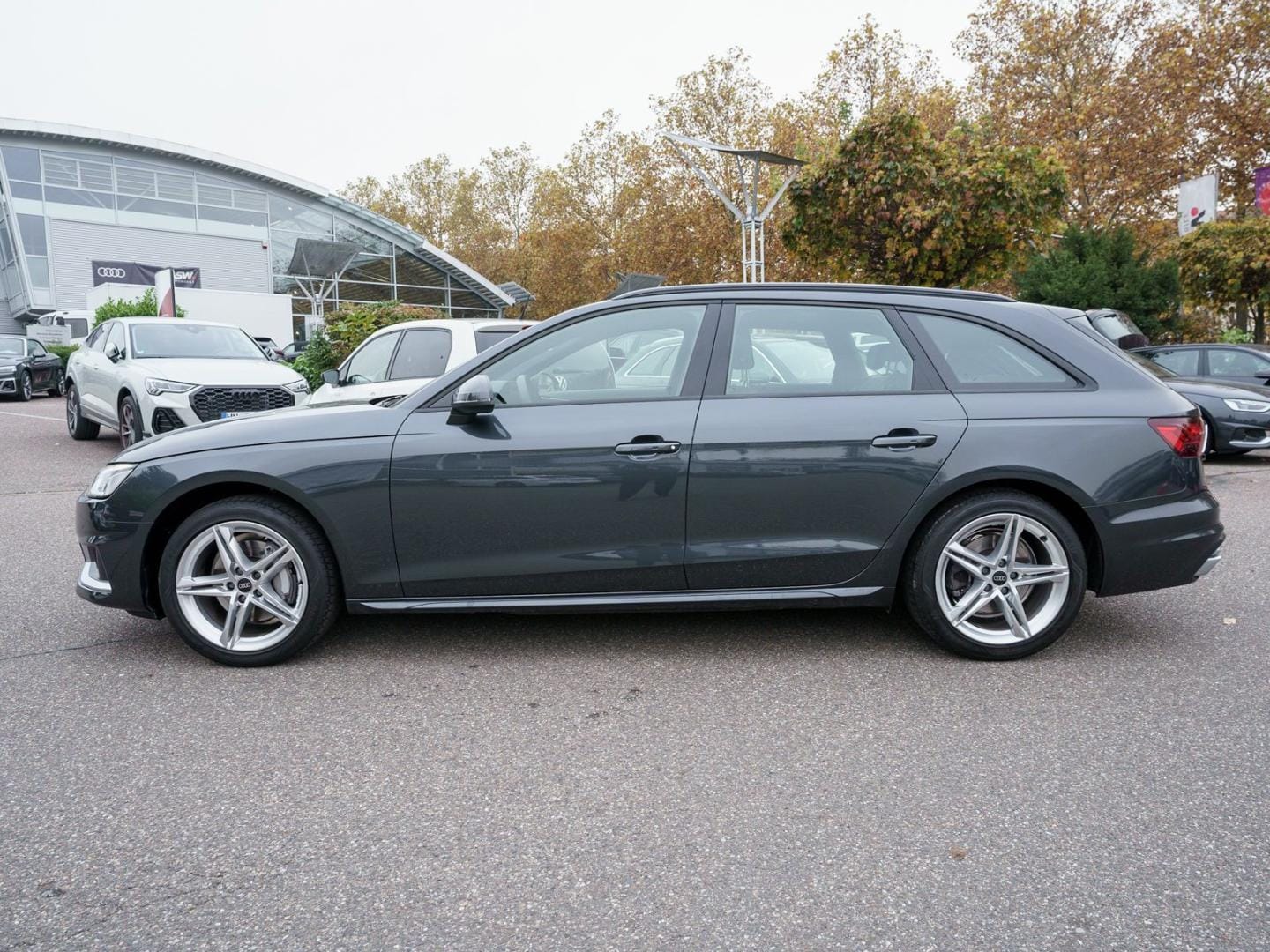 Image about Audi A4 Avant advanced 40 TDI quattro S tronic