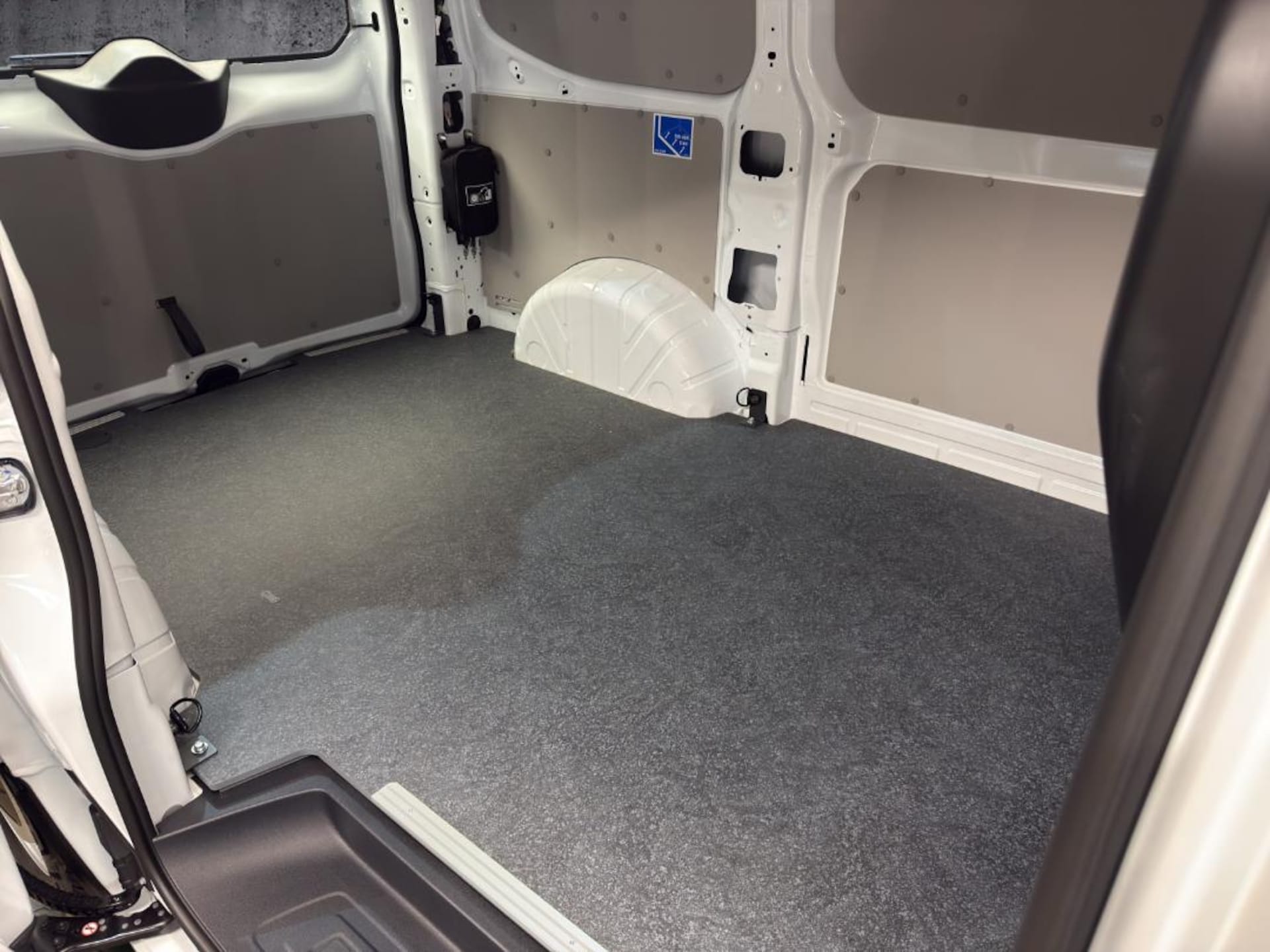 Volkswagen Transporter Kasten kurzer Radstand