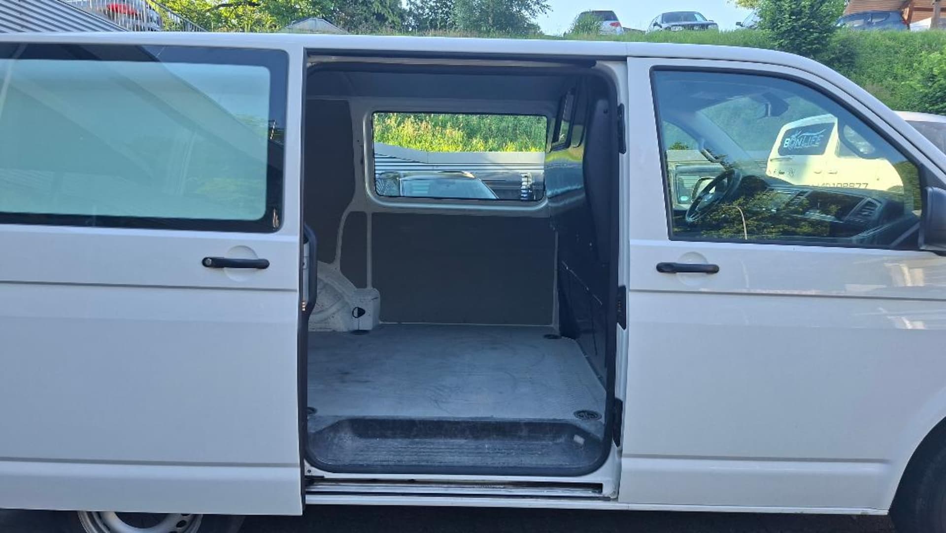 Volkswagen T6 Transporter Kasten kurzer Radstand