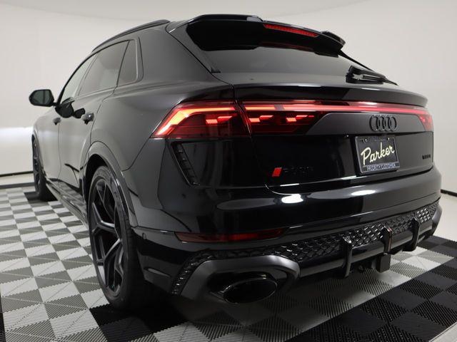 2026 Audi RS Q8 SUV performance