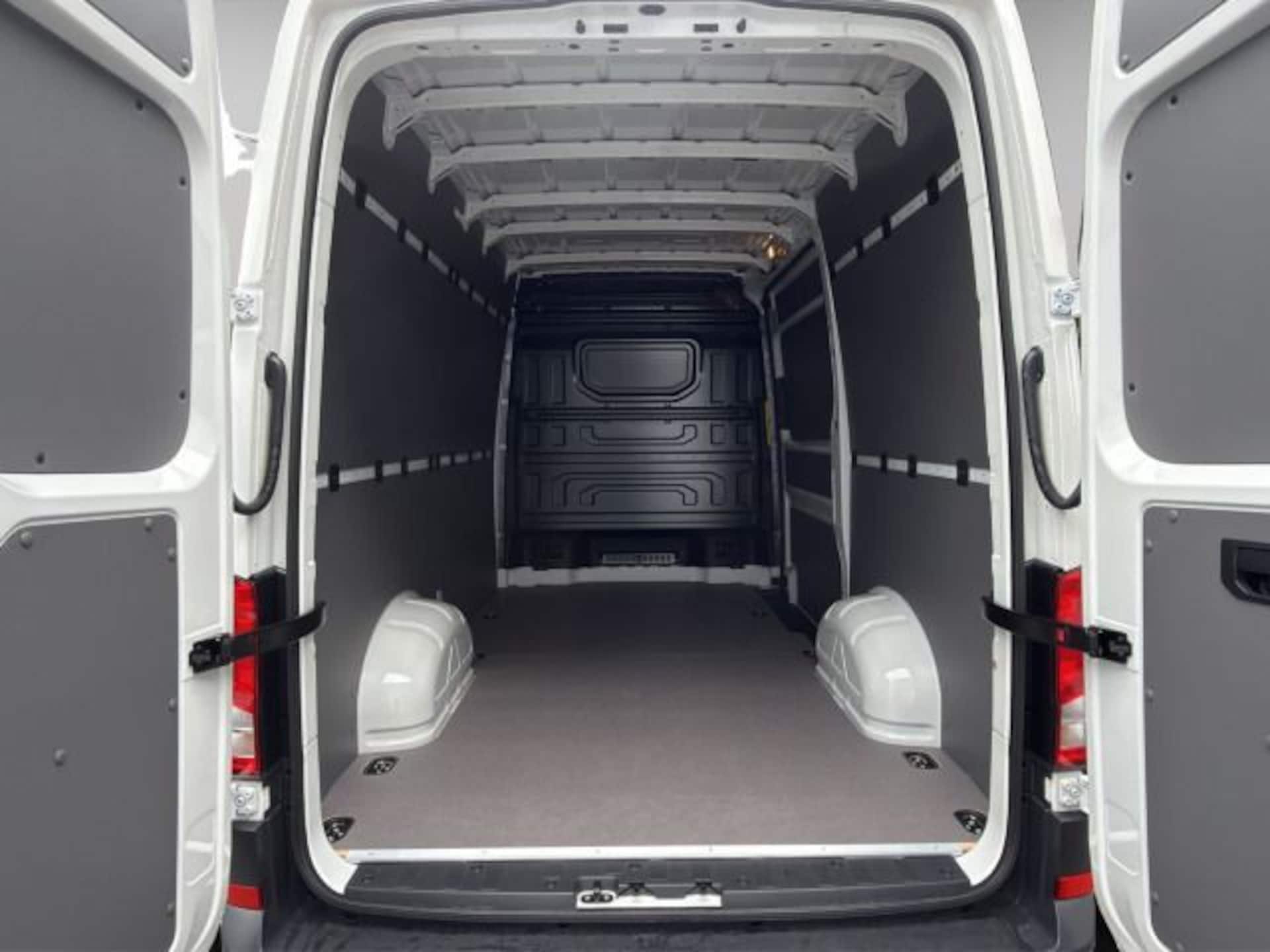 Volkswagen Crafter Kasten mittlerer Radstand