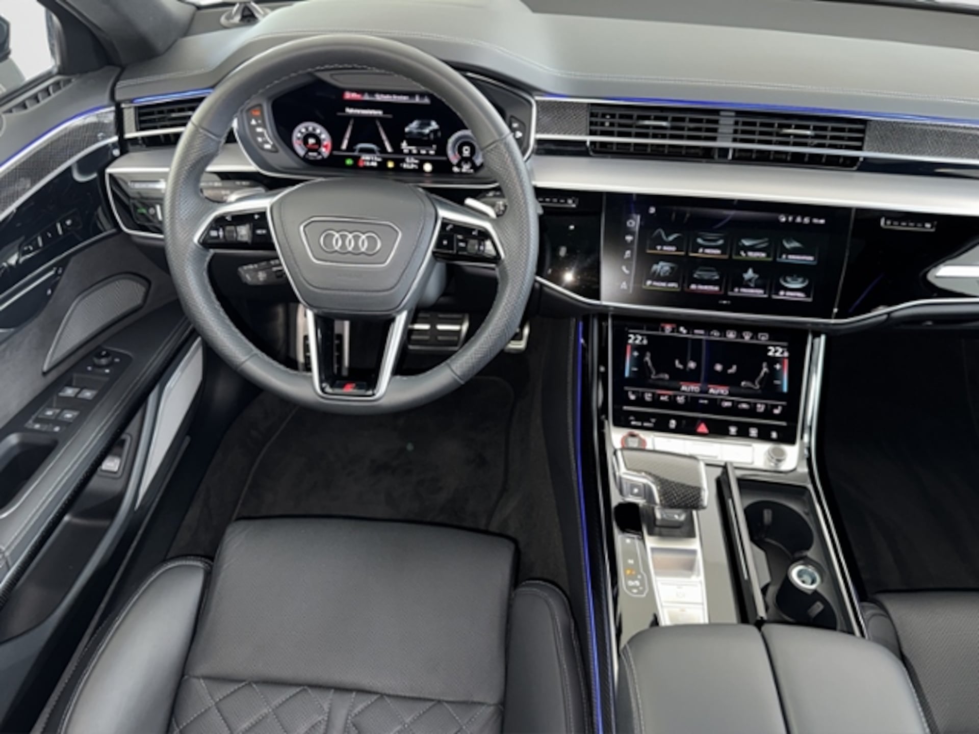 Audi S8