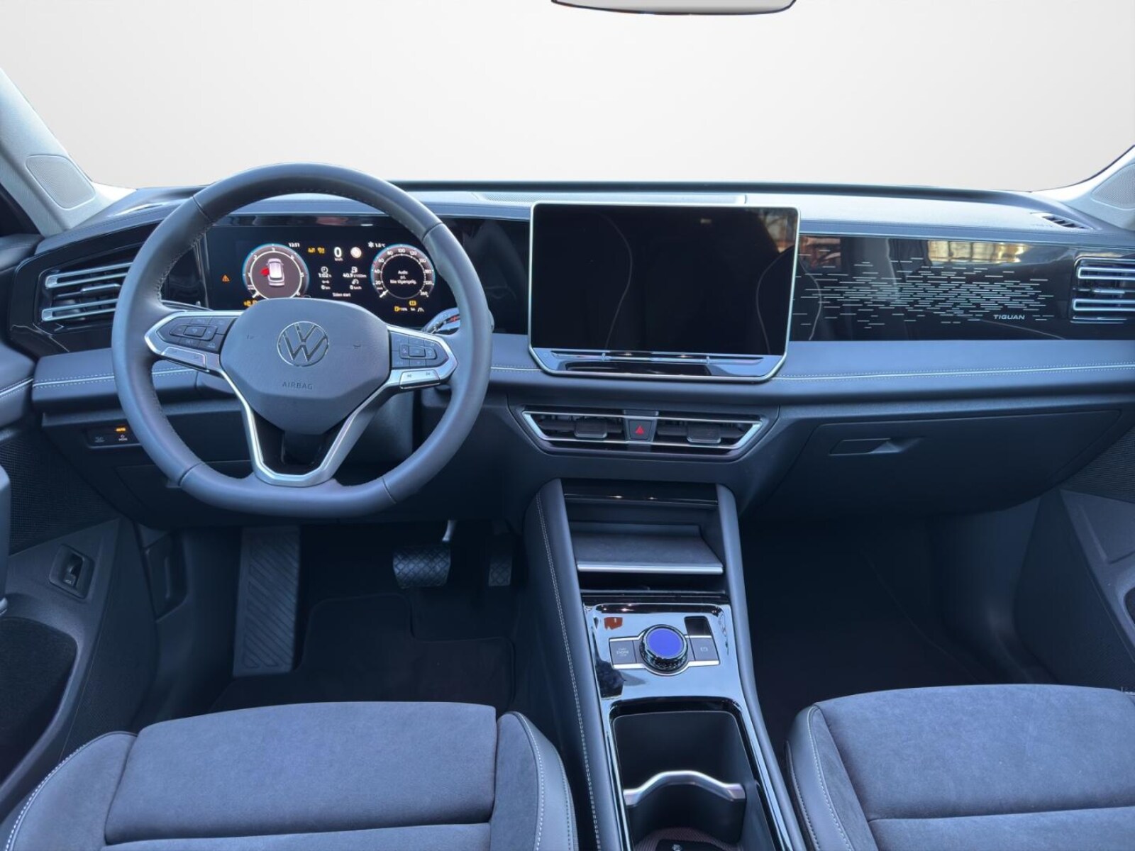 Volkswagen Tiguan – Bild 8