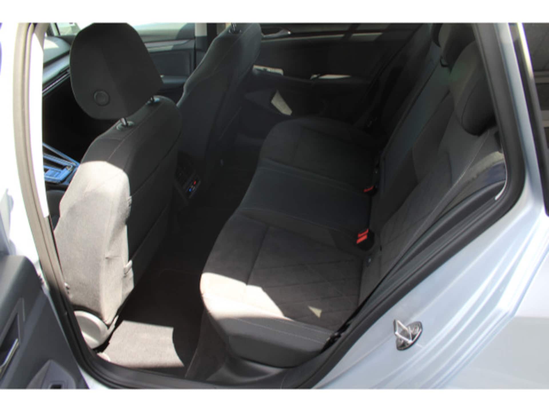 Volkswagen Golf Variant Style