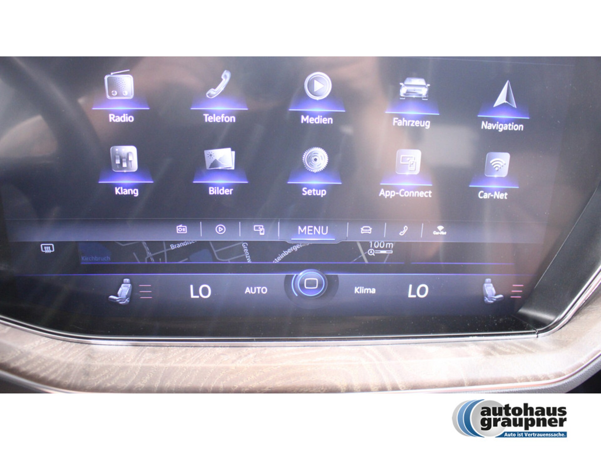 Volkswagen Touareg Atmosphere