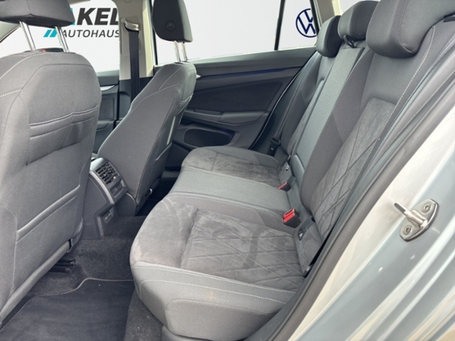 Volkswagen Golf Variant Life