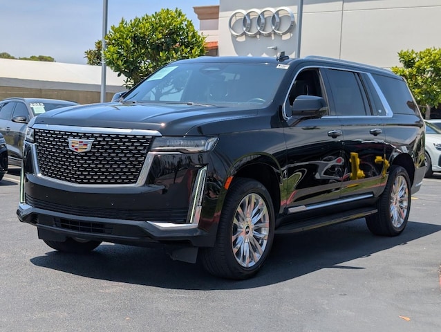 2023 Cadillac Escalade ESV
