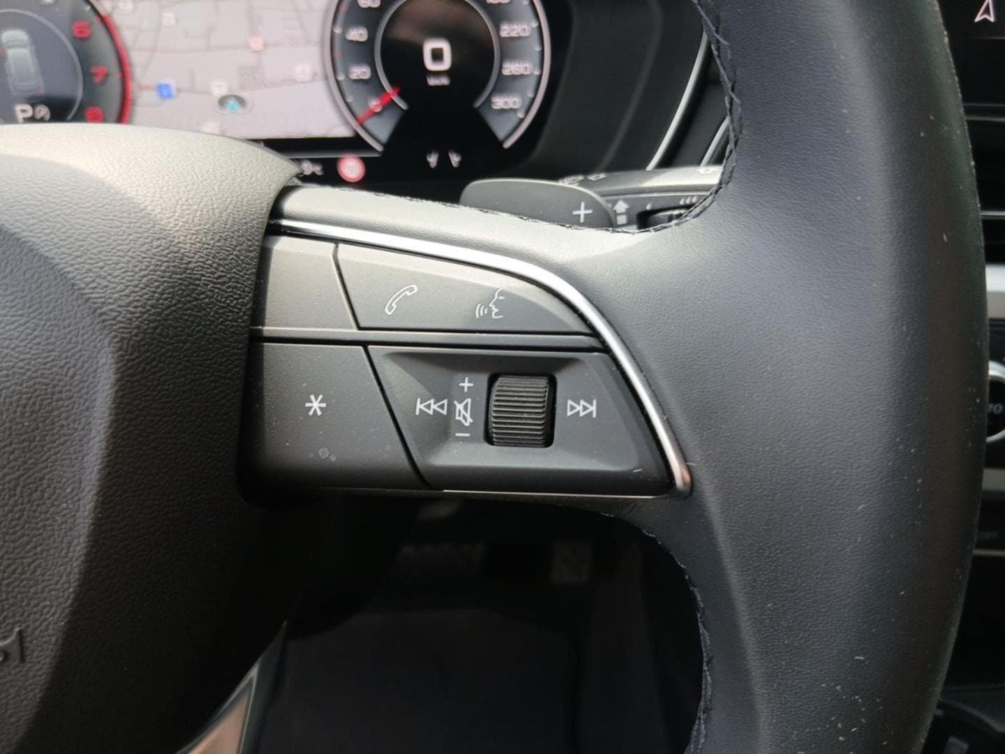 Bild über Audi A4 Avant advanced 35 TFSI S tronic - für weitere Informationen kontaktieren Sie den Audi Partner
