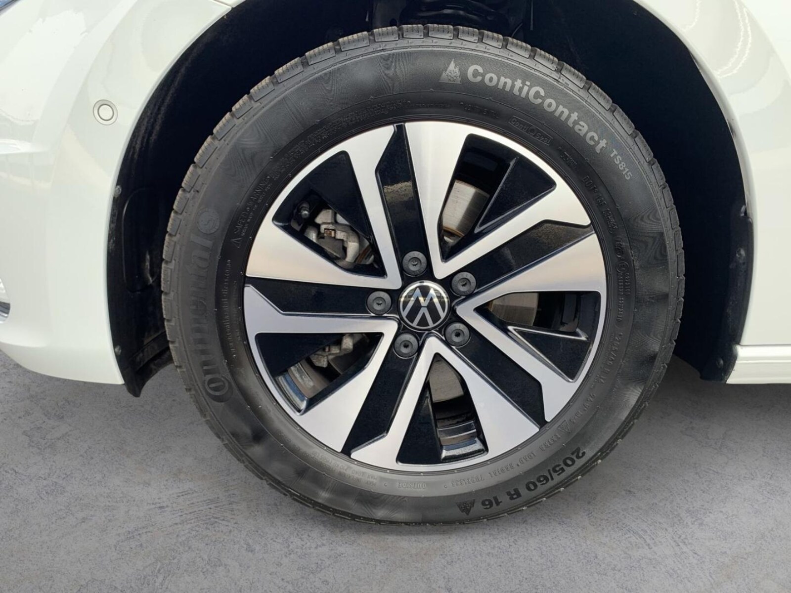 Volkswagen Touran – Bild 9