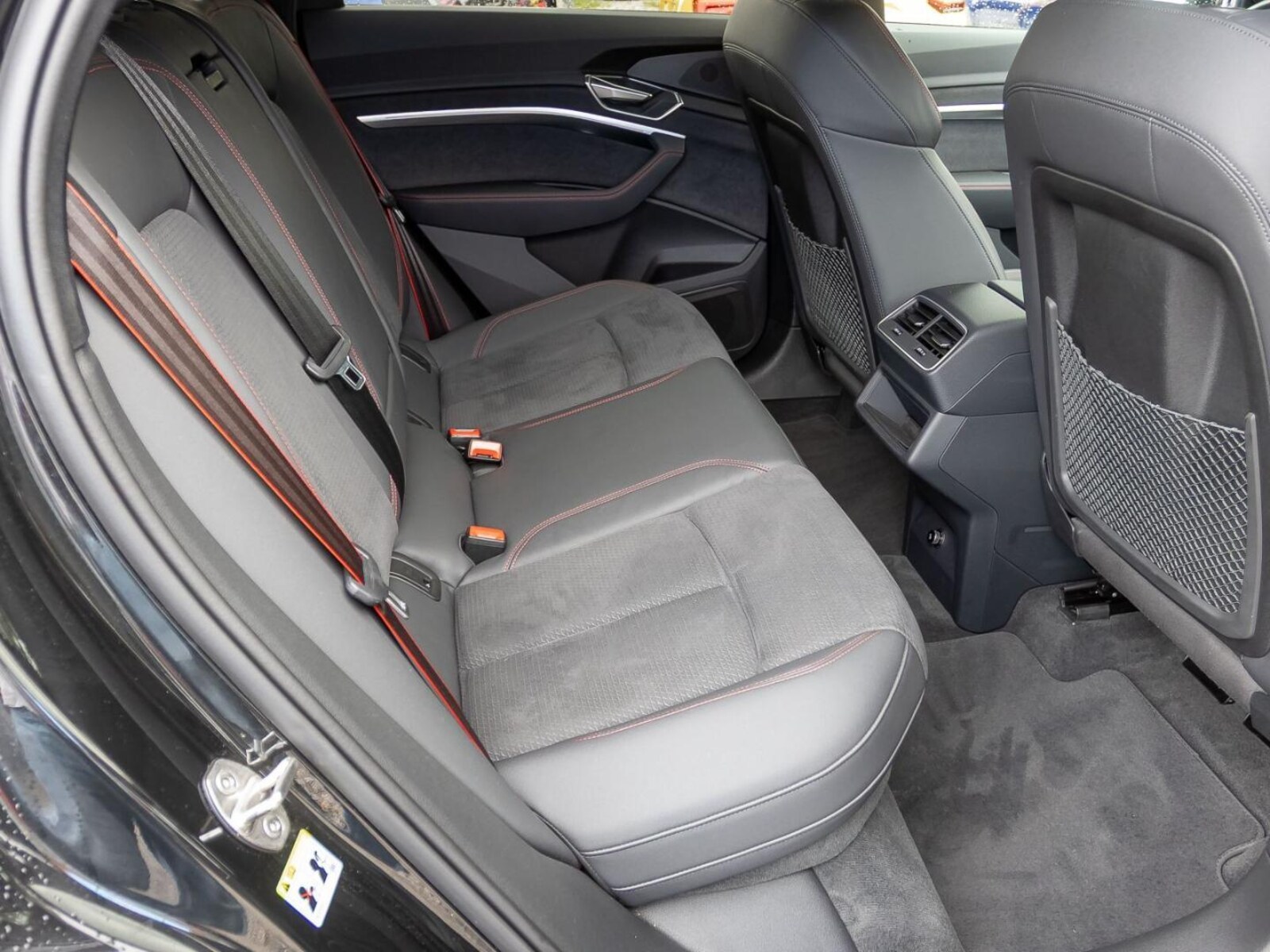Audi Q8 e-tron – Bild 24