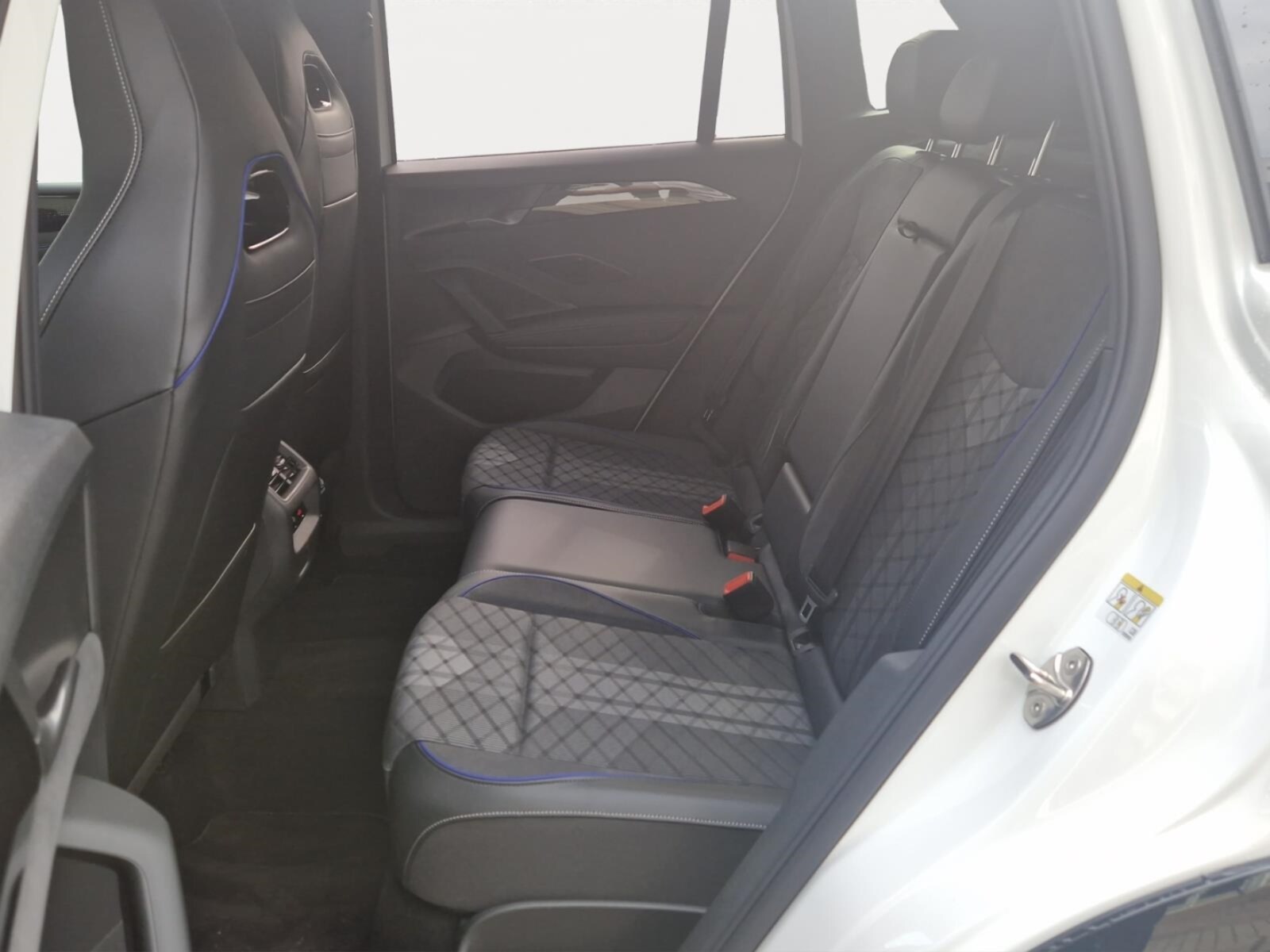 Volkswagen Tiguan – Bild 13