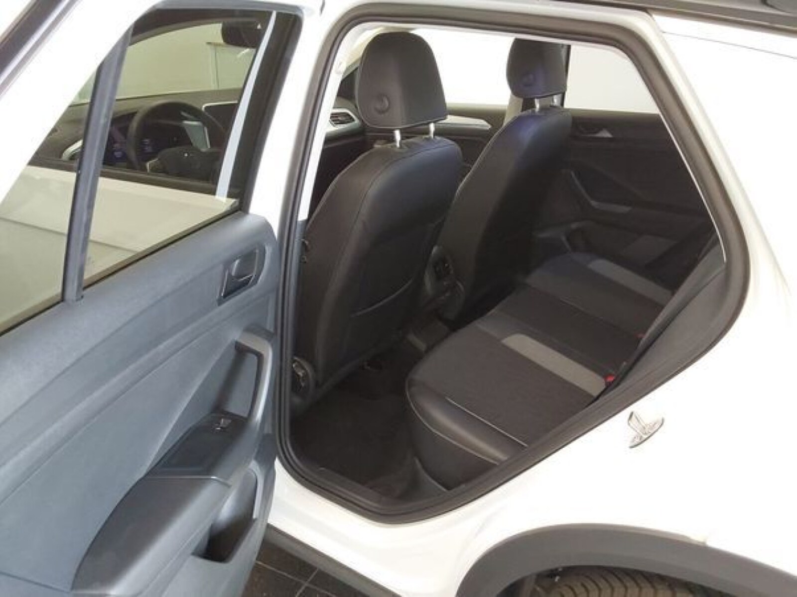 Volkswagen T-Roc – Bild 10