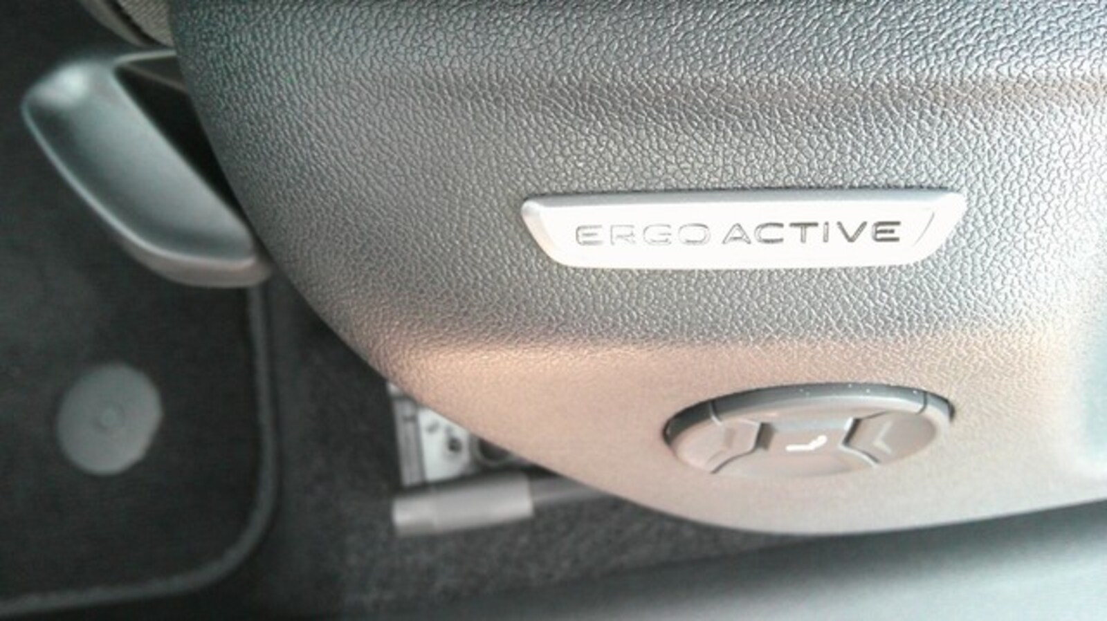 Volkswagen Tiguan – Bild 17