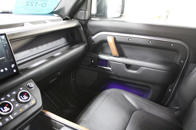 2023 Land Rover Defender X - Photo 35