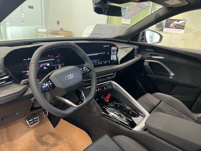 2025 Audi SQ5 Premium Plus - Photo 12