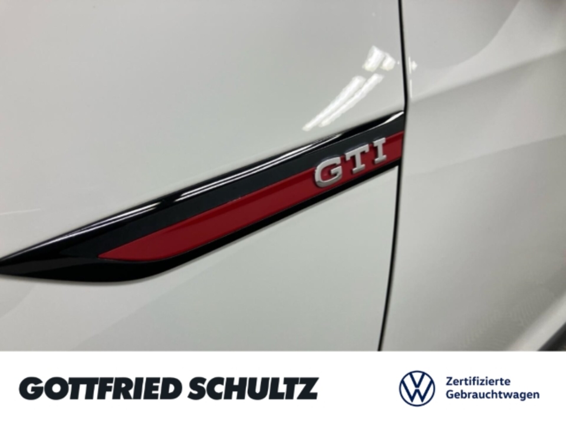 Volkswagen Golf GTI