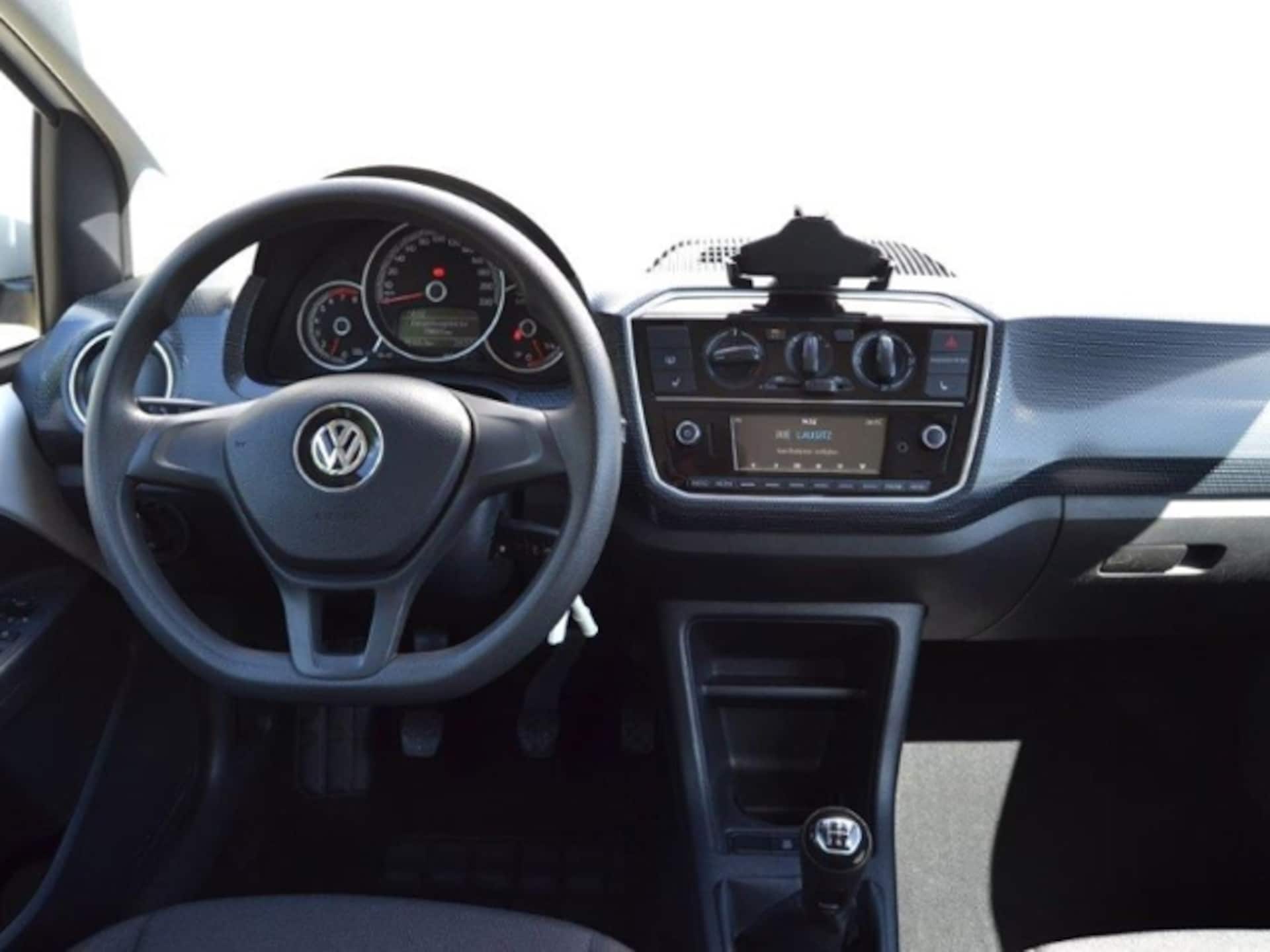 Volkswagen up! move up!