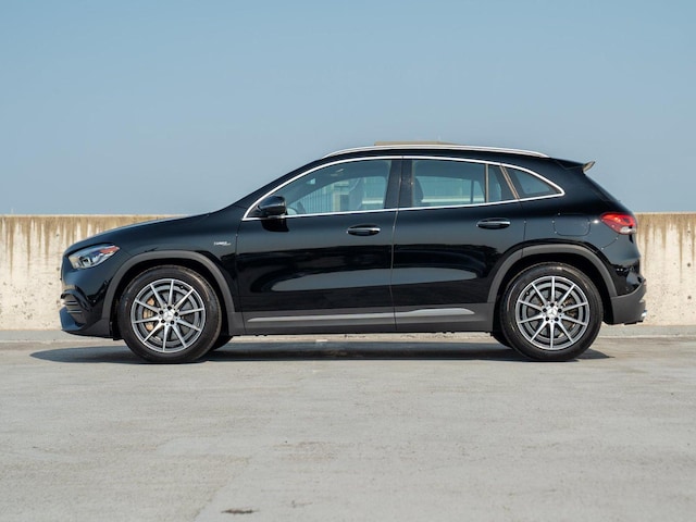 2022 Mercedes-Benz