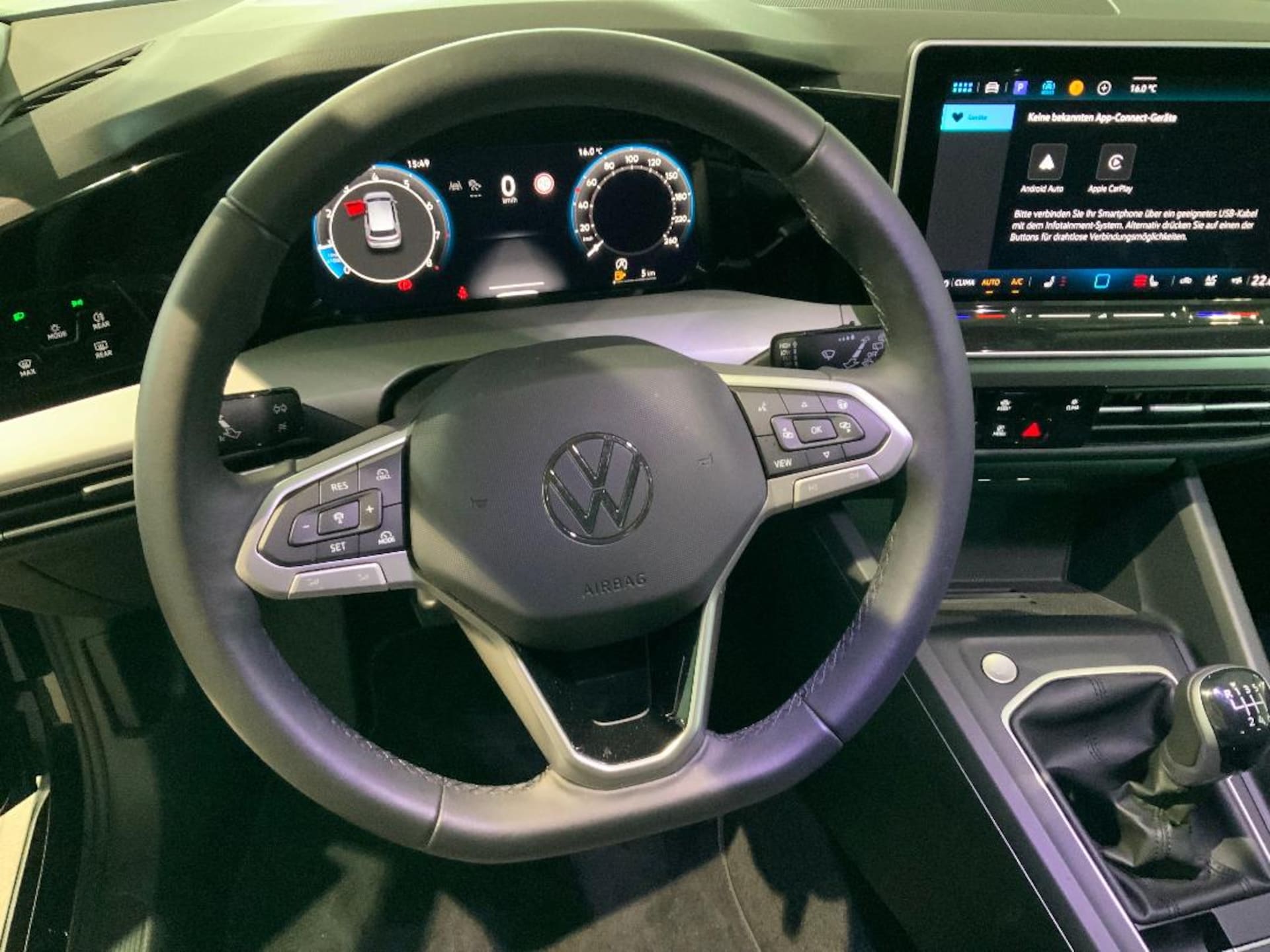 Volkswagen Golf Life