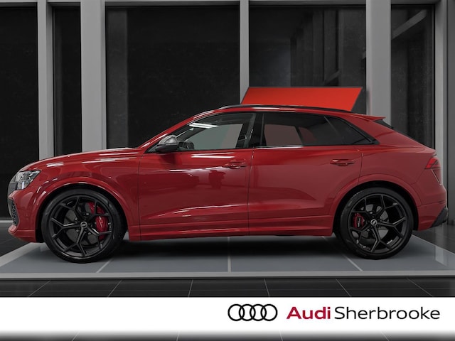 2025 Audi RS Q8 SUV performance