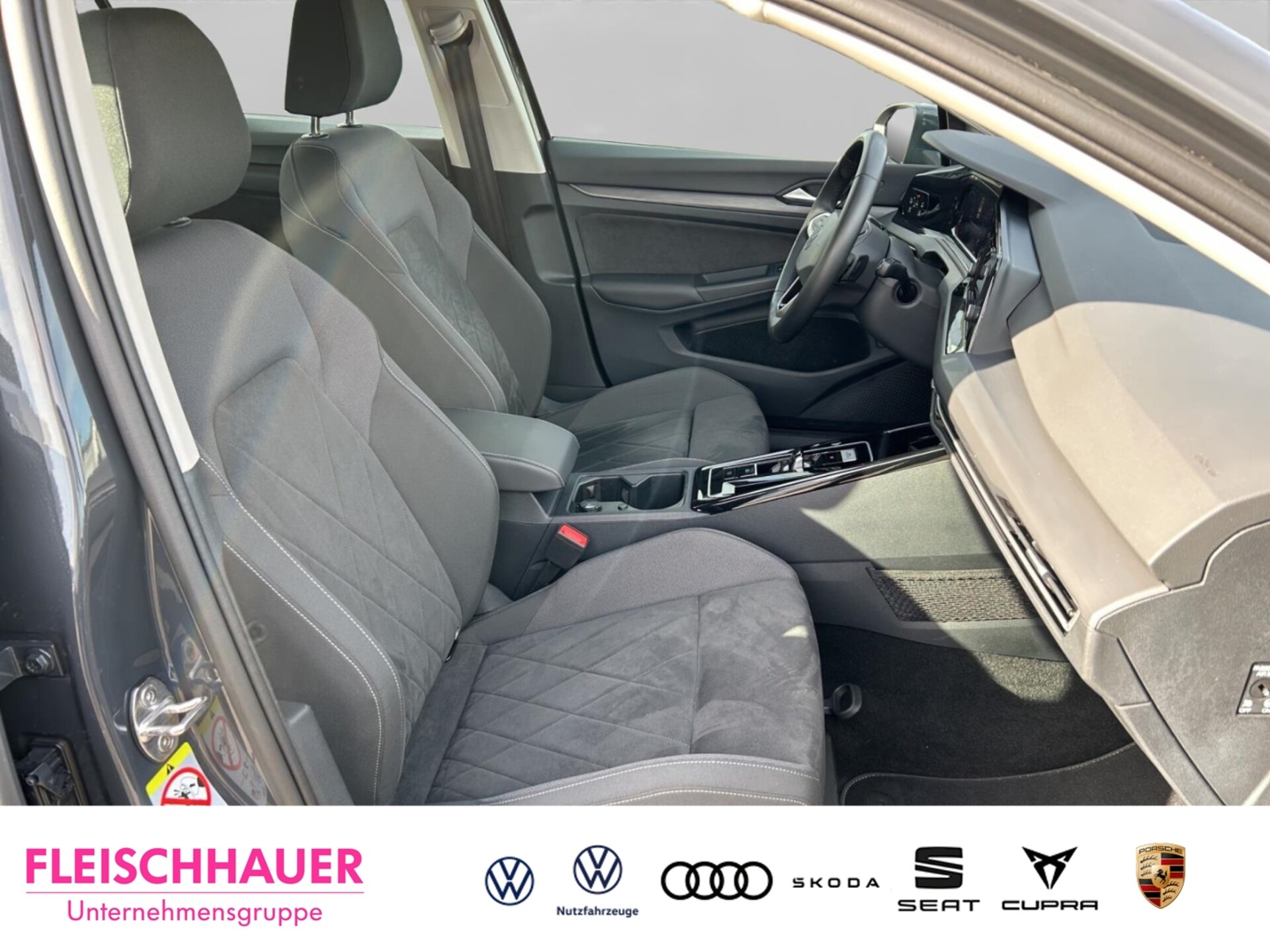 Volkswagen Golf Style
