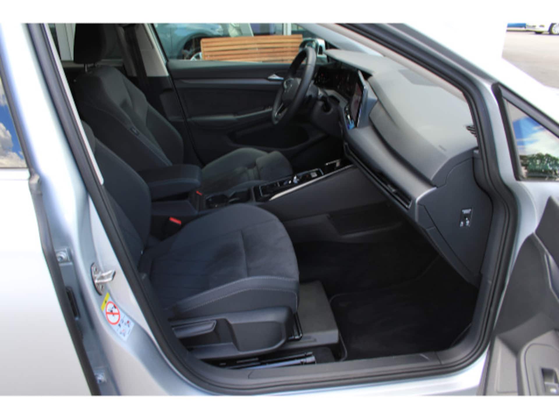 Volkswagen Golf Variant Style